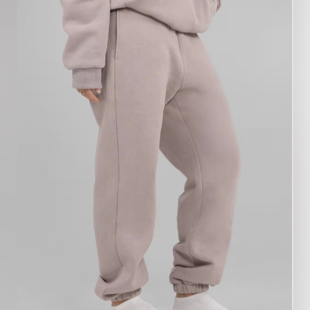 LG Comfrt Hoodie & Jogger Set - Color Bark - Never Worn - Picture 3 of 5